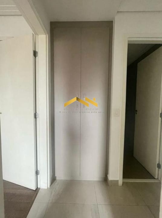 Apartamento à venda com 2 quartos, 70m² - Foto 17