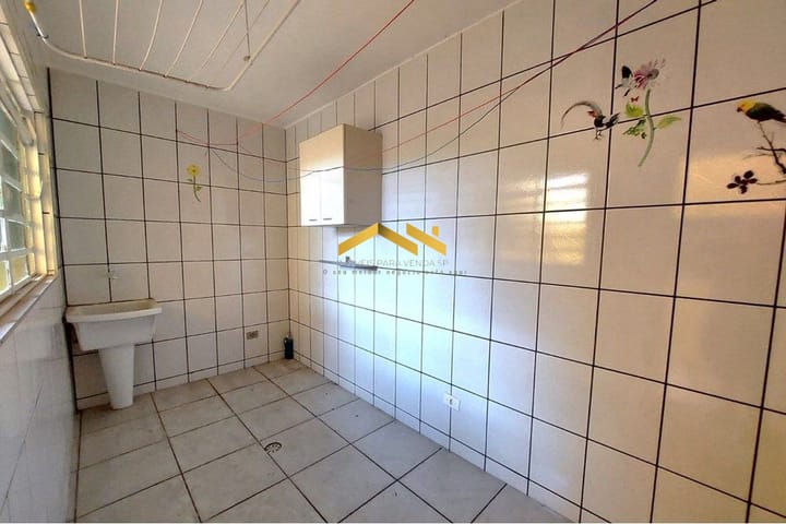 Casa à venda com 3 quartos, 170m² - Foto 3