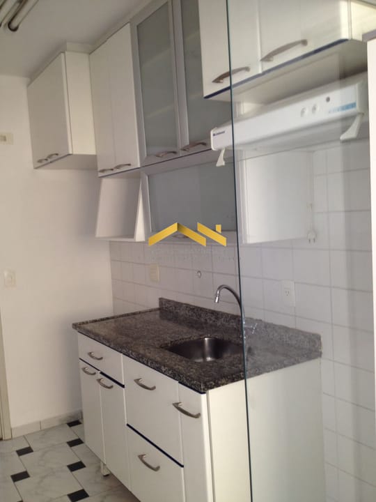 Apartamento à venda com 2 quartos, 57m² - Foto 13