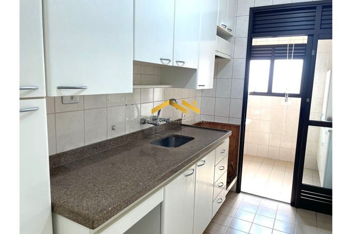 Apartamento à venda com 3 quartos, 76m² - Foto 40