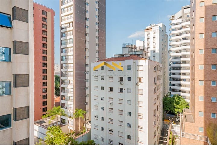 Apartamento à venda com 3 quartos, 244m² - Foto 25