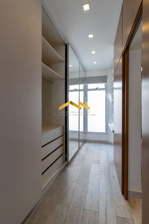 Casa à venda com 4 quartos, 615m² - Foto 15