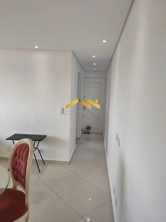 Apartamento à venda com 2 quartos, 67m² - Foto 3