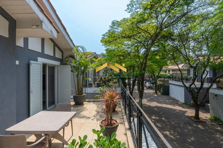 Casa à venda com 4 quartos, 362m² - Foto 6