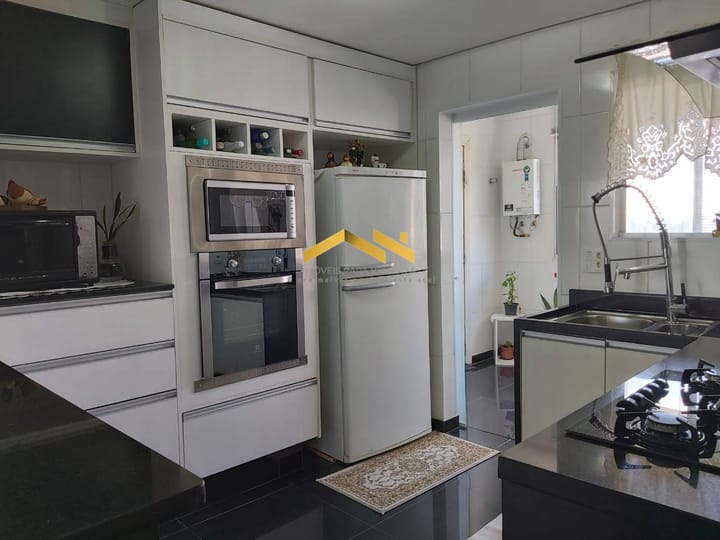 Apartamento à venda com 3 quartos, 135m² - Foto 12