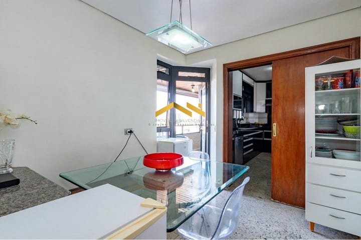 Apartamento à venda com 4 quartos, 200m² - Foto 34