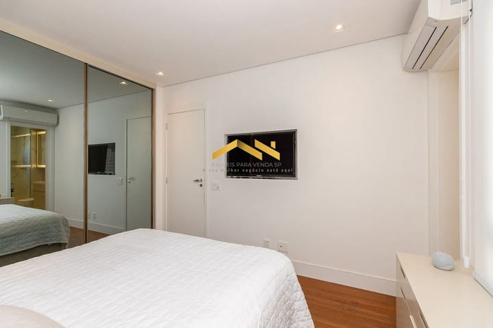 Apartamento à venda com 2 quartos, 70m² - Foto 3