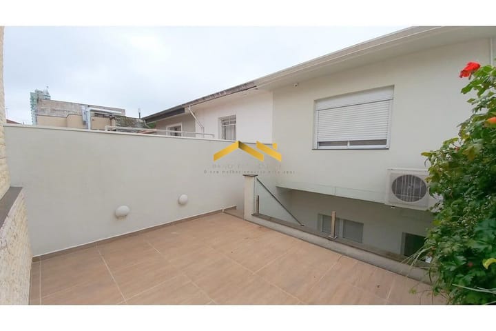 Casa à venda com 2 quartos, 120m² - Foto 44