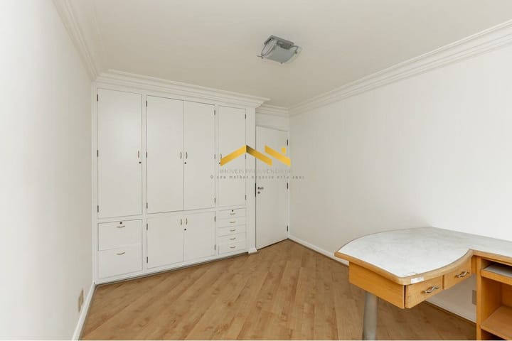 Apartamento à venda com 3 quartos, 190m² - Foto 7