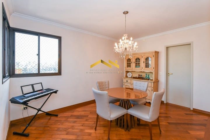 Apartamento à venda com 4 quartos, 200m² - Foto 18