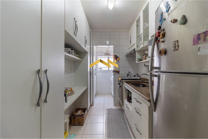 Apartamento à venda com 2 quartos, 63m² - Foto 15