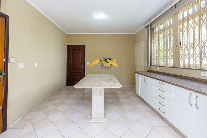 Casa à venda com 4 quartos, 332m² - Foto 44