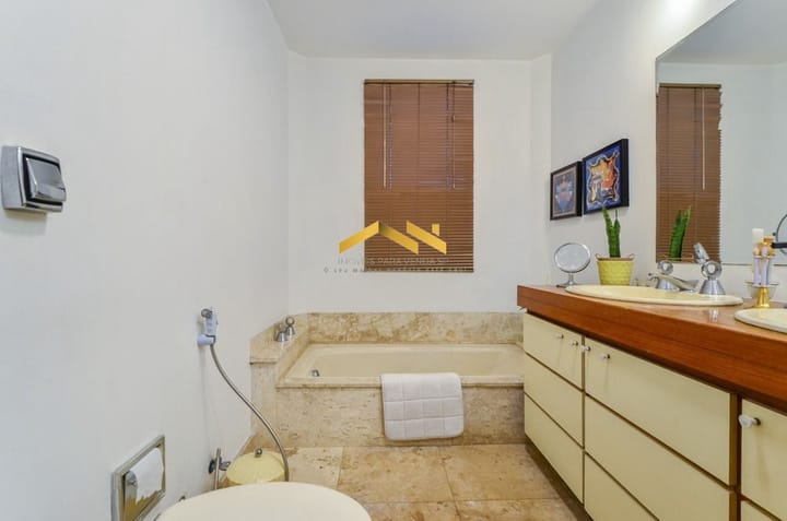 Apartamento à venda com 4 quartos, 210m² - Foto 9