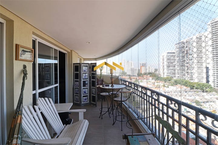 Apartamento à venda com 3 quartos, 170m² - Foto 7