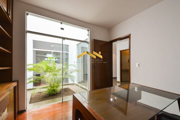 Casa à venda com 4 quartos, 331m² - Foto 46