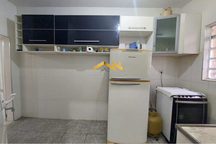 Casa à venda com 2 quartos, 77m² - Foto 13