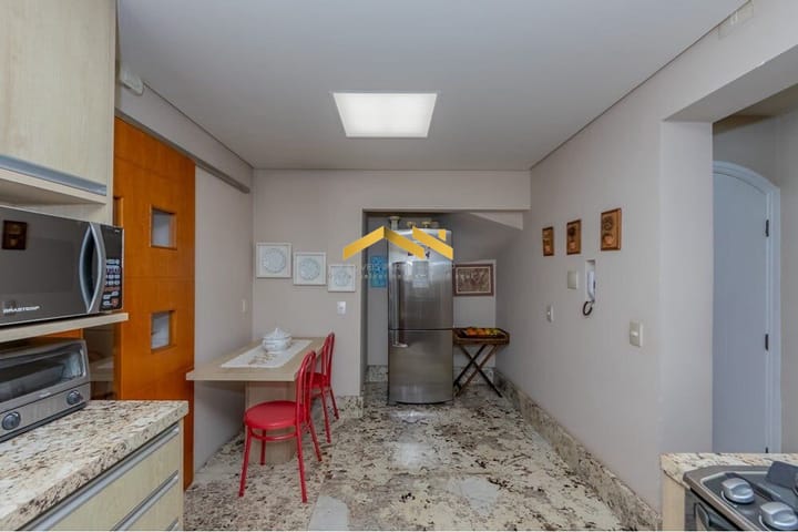 Apartamento à venda com 3 quartos, 275m² - Foto 11