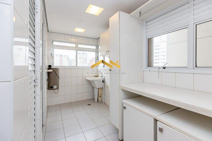 Apartamento à venda com 3 quartos, 190m² - Foto 11