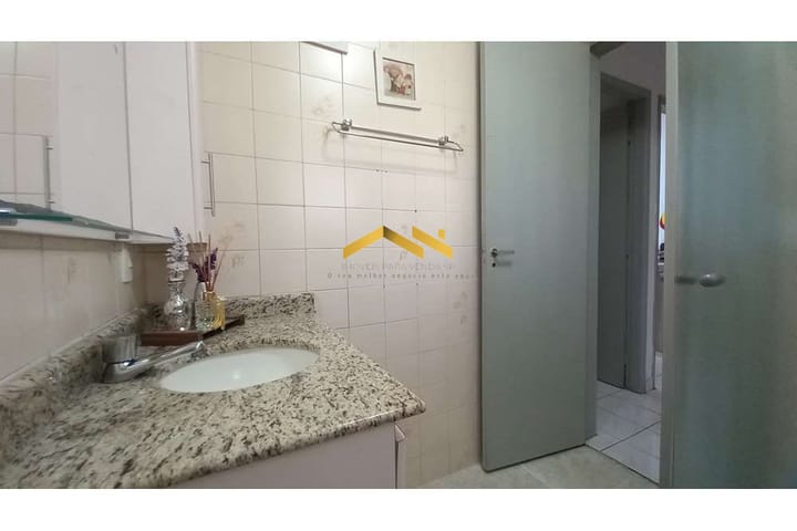 Apartamento à venda com 2 quartos, 55m² - Foto 37