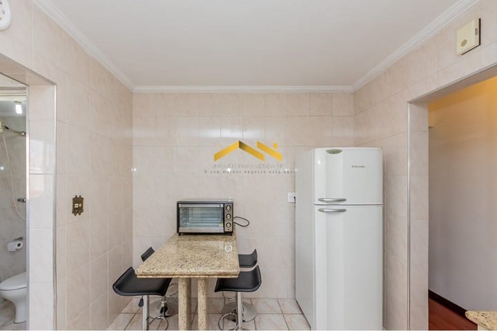 Apartamento à venda com 2 quartos, 80m² - Foto 4