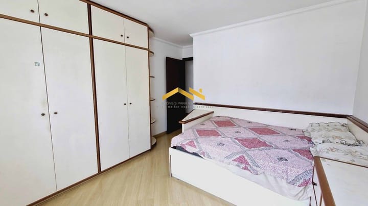 Apartamento à venda com 3 quartos, 190m² - Foto 35