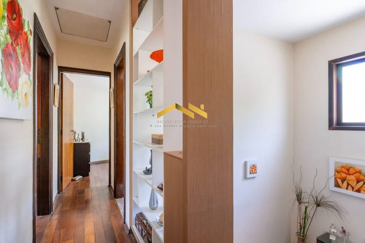 Casa à venda com 4 quartos, 240m² - Foto 13