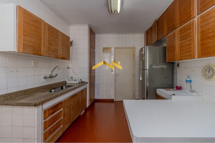 Apartamento à venda com 4 quartos, 238m² - Foto 26