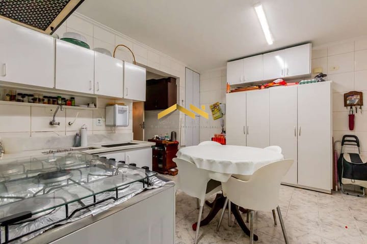 Apartamento à venda com 4 quartos, 165m² - Foto 17