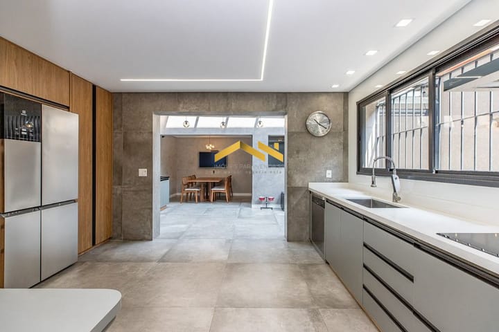 Casa à venda com 3 quartos, 186m² - Foto 31