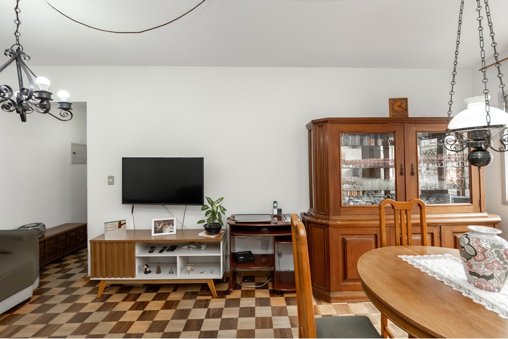 Apartamento à venda com 2 quartos, 64m² - Foto 3