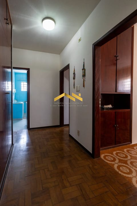 Casa à venda com 3 quartos, 193m² - Foto 18