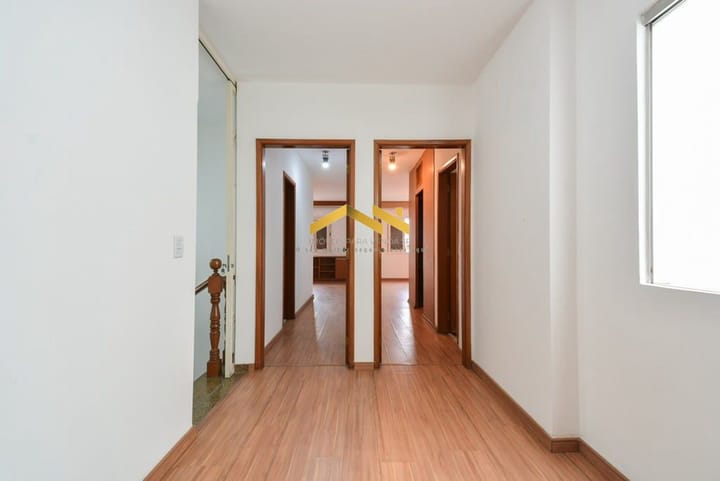 Casa à venda com 4 quartos, 331m² - Foto 50