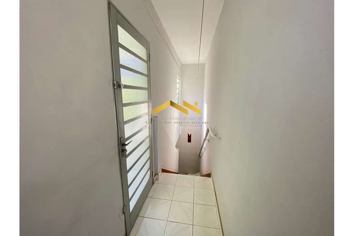 Casa à venda com 2 quartos, 101m² - Foto 7