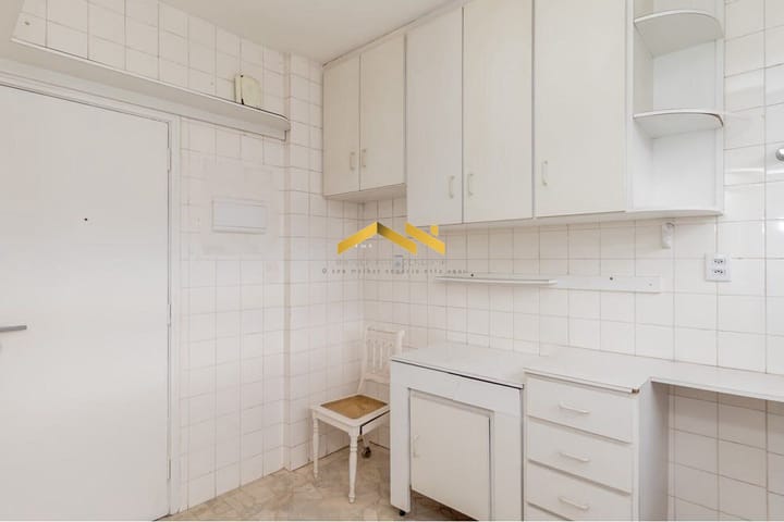 Apartamento à venda com 2 quartos, 70m² - Foto 14