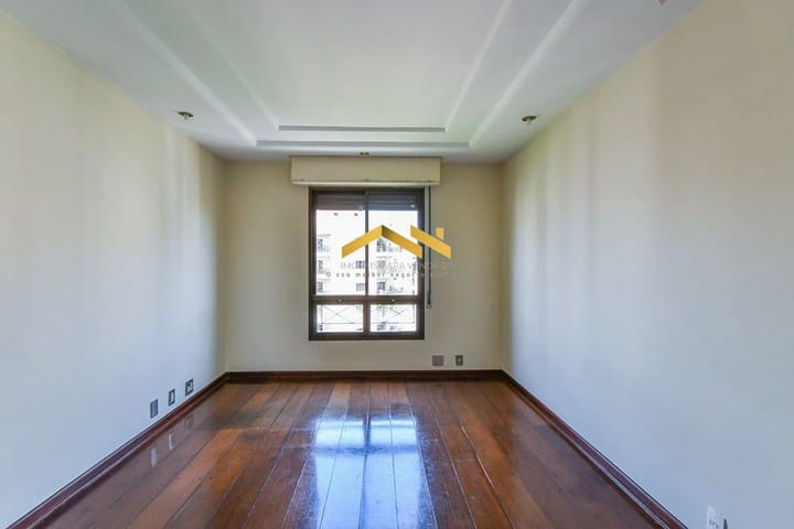 Apartamento à venda com 3 quartos, 256m² - Foto 2