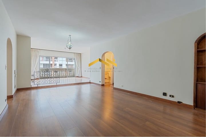 Apartamento à venda com 3 quartos, 137m² - Foto 1