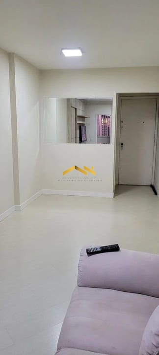 Apartamento à venda com 2 quartos, 65m² - Foto 4