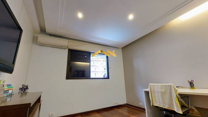 Apartamento à venda com 4 quartos, 246m² - Foto 14