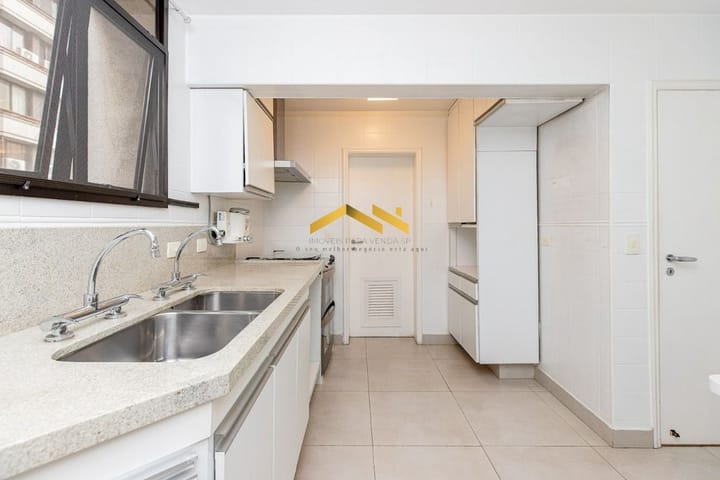 Apartamento à venda com 3 quartos, 144m² - Foto 8