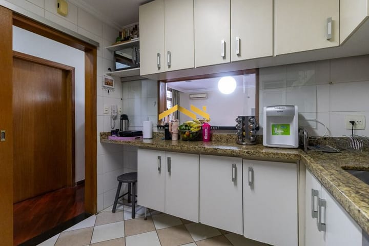 Apartamento à venda com 4 quartos, 105m² - Foto 5