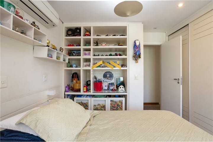 Apartamento à venda com 4 quartos, 235m² - Foto 14