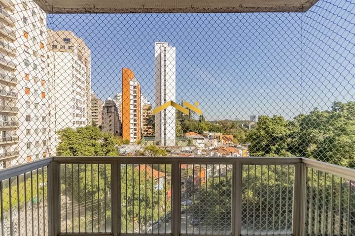 Apartamento à venda com 3 quartos, 206m² - Foto 19