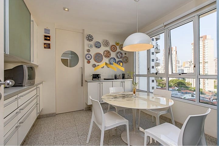 Apartamento à venda com 5 quartos, 340m² - Foto 2