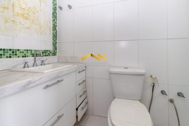 Apartamento à venda com 3 quartos, 175m² - Foto 9