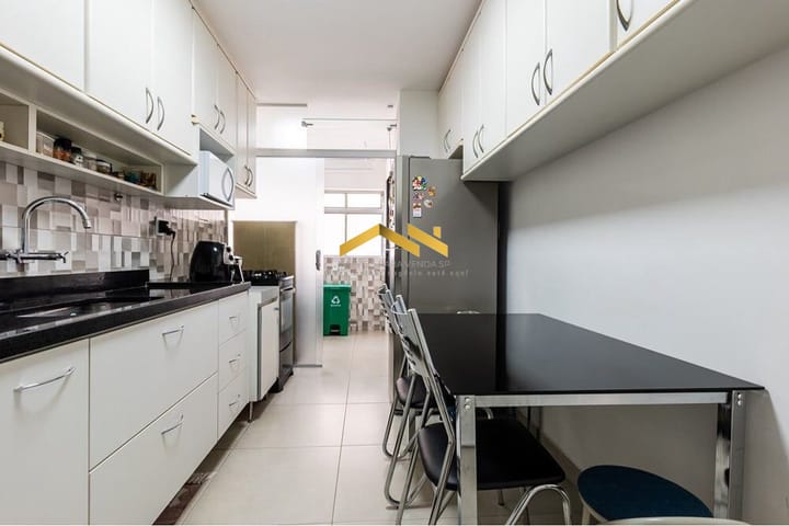 Apartamento à venda com 2 quartos, 74m² - Foto 47