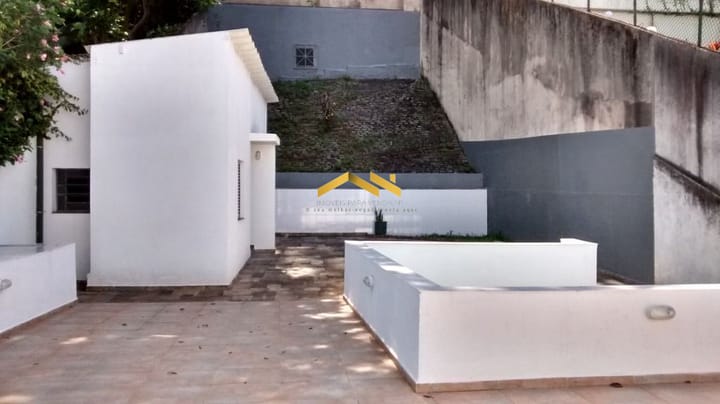 Casa à venda com 4 quartos, 366m² - Foto 19