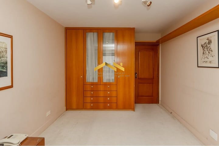 Apartamento à venda com 4 quartos, 247m² - Foto 12