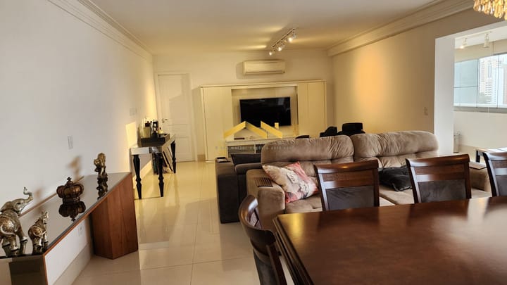 Apartamento à venda com 3 quartos, 172m² - Foto 3