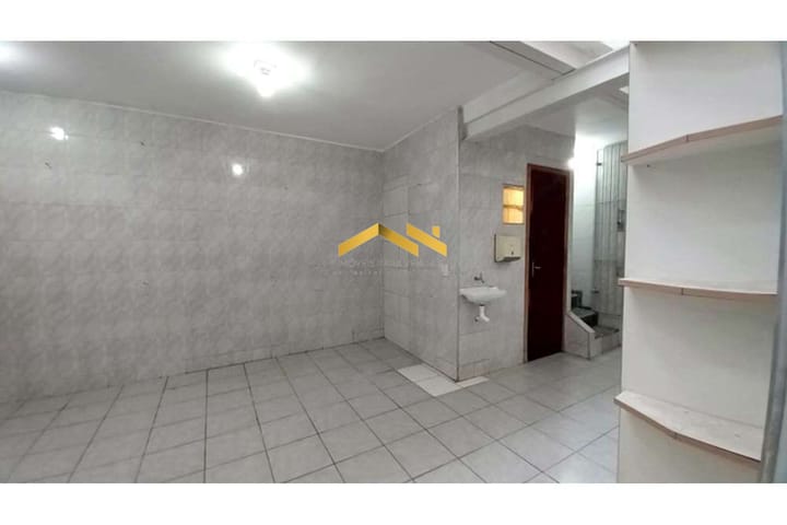 Casa à venda com 3 quartos, 222m² - Foto 8