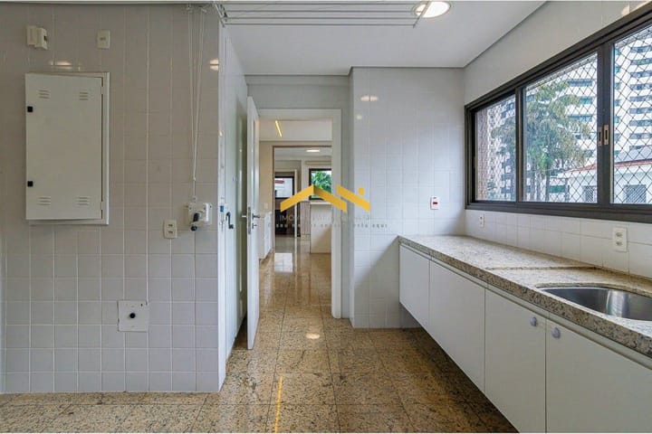 Apartamento à venda com 3 quartos, 287m² - Foto 9